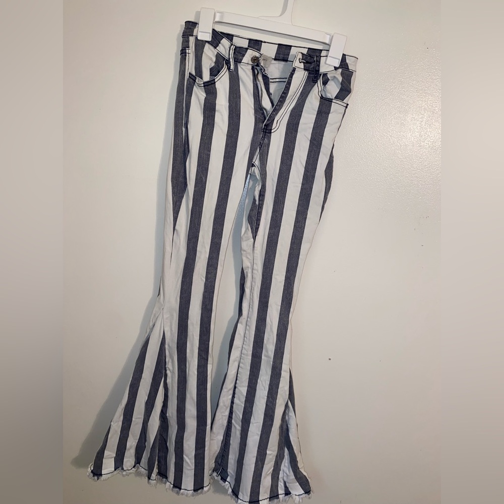 Saints and Hearts stripped flare pants. Size S